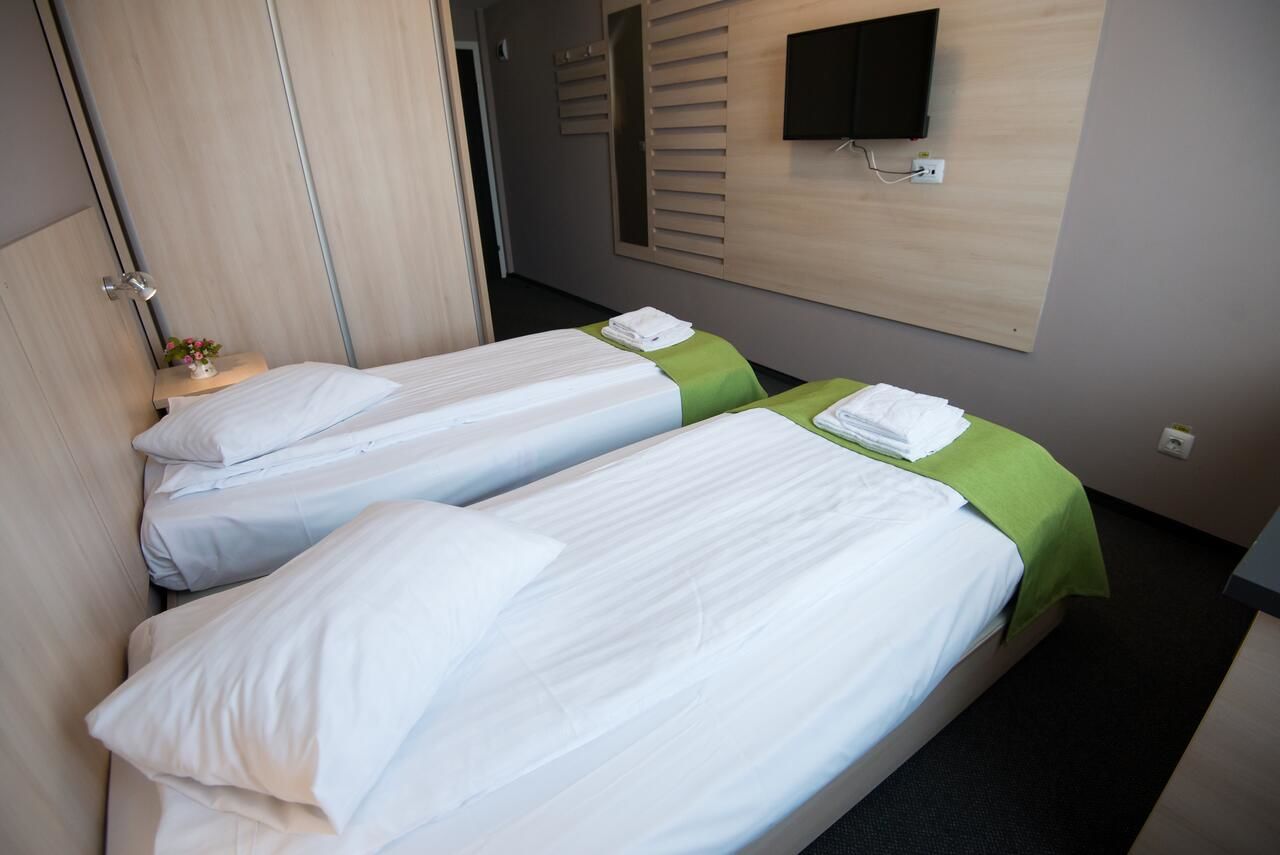 Гостевой дом Pensiunea Panorama Business Inn Клуж-Напока-12